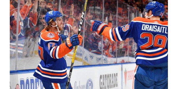 Edmonton Oilers -joukkueen pelipaita tuo iloa faneille